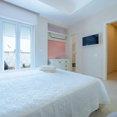 Le Gemelle Boutique 3*