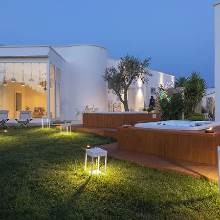 Le Gemelle Boutique 3* Torre Suda