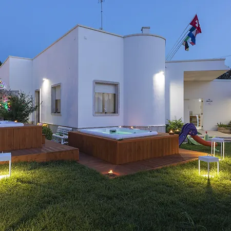 Le Gemelle Boutique 3* Torre Suda