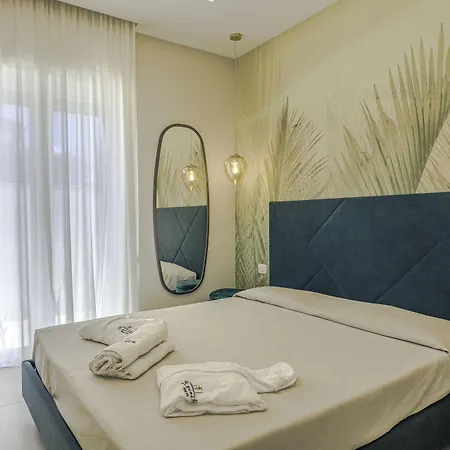 Le Gemelle Boutique 3* Torre Suda